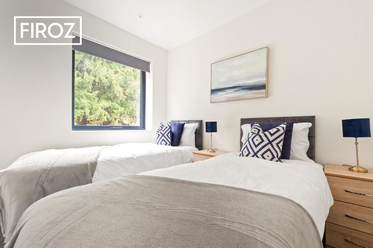 Spacious 4 Bedroom 3 Bath House For Families & Contractors With Free Parking, Fast Wi-Fi & Netflix By Firoz Property Management Leeds  Exteriör bild