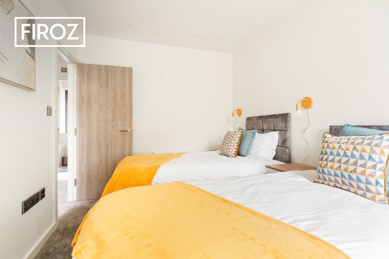 Spacious 4 Bedroom 3 Bath House For Families & Contractors With Free Parking, Fast Wi-Fi & Netflix By Firoz Property Management Leeds  Exteriör bild