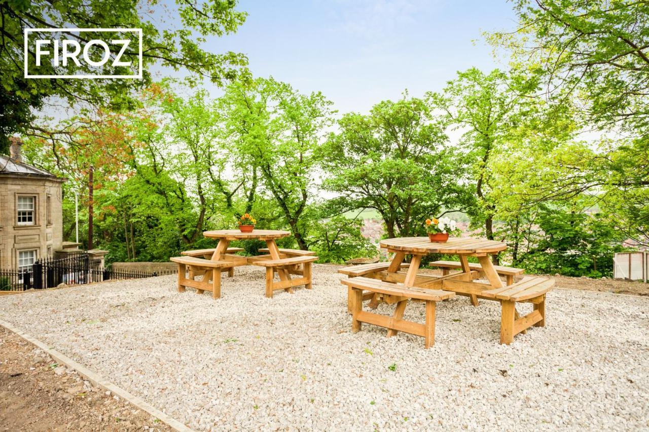 Spacious 4 Bedroom 3 Bath House For Families & Contractors With Free Parking, Fast Wi-Fi & Netflix By Firoz Property Management Leeds  Exteriör bild